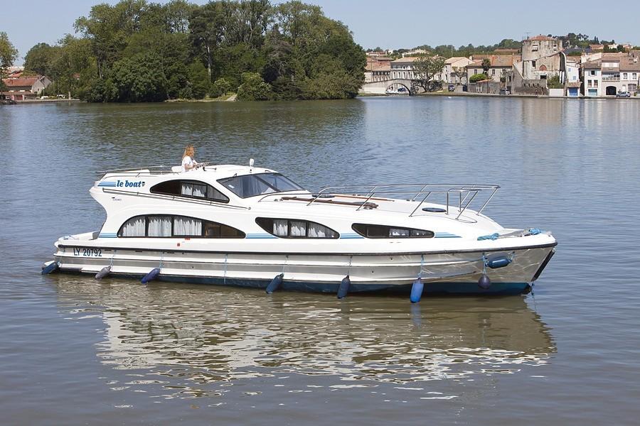 location bateau loire tours