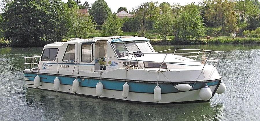 bateau Riviera 920