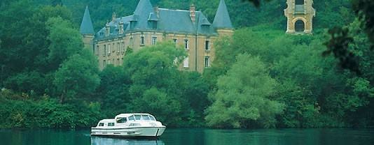 Lutzelbourg en bateau