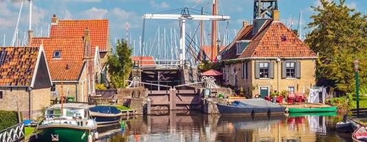 Hindeloopen en bateau